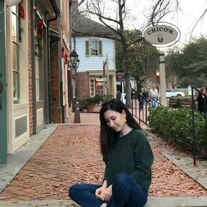Meet your Posher, Aylin